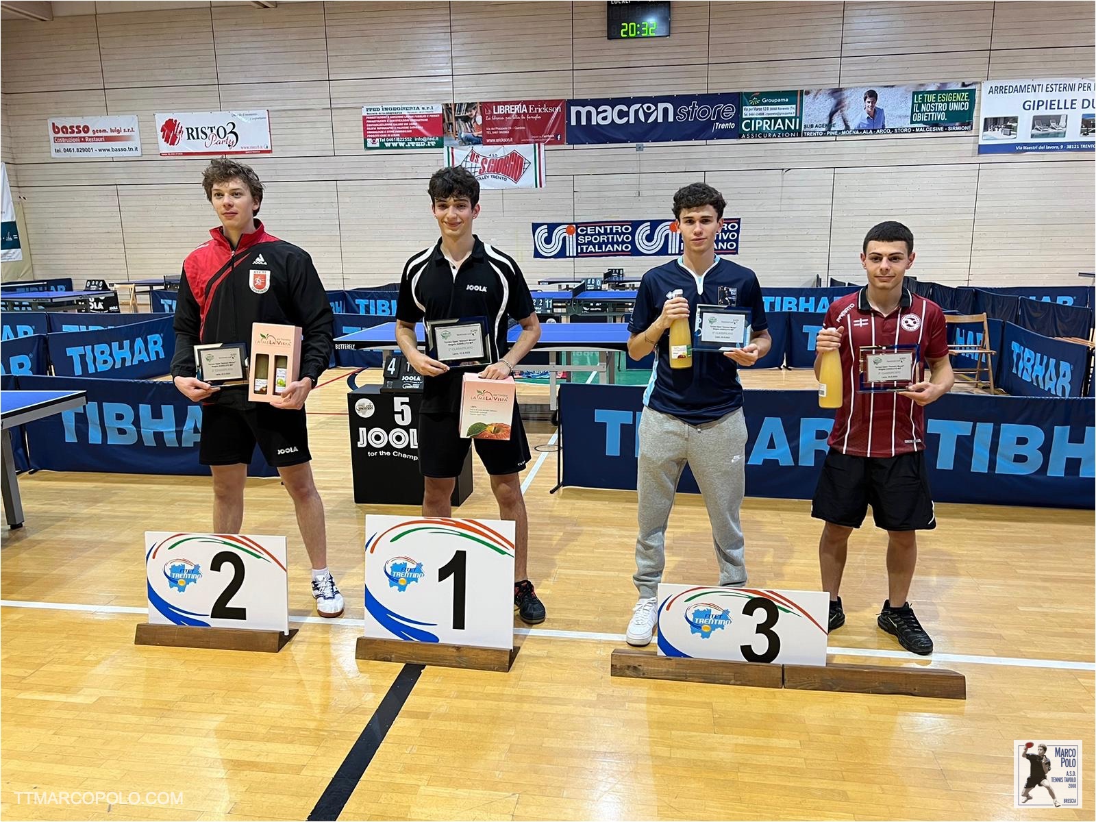 Stefano Moras sul podio di Trento