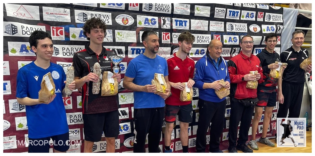 Il podio del V categoria maschile