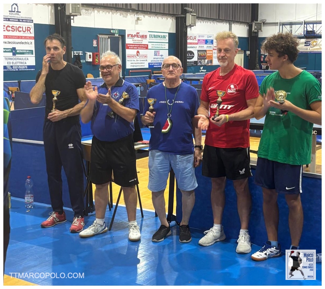 Marco Pagnoni premiato a Nerviano, insieme a Vito Lancellotti sostituto di Giovanni Marchese